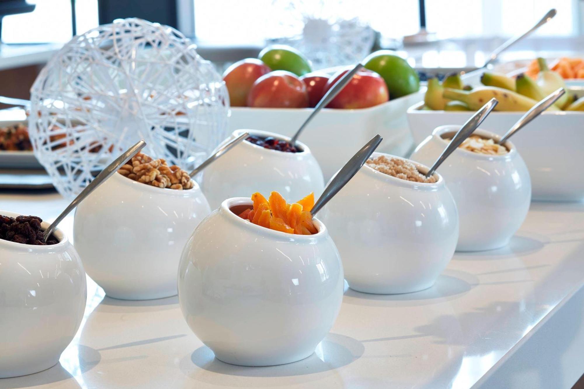 Ac Hotel By Marriott Des Moines East Village Bagian luar foto